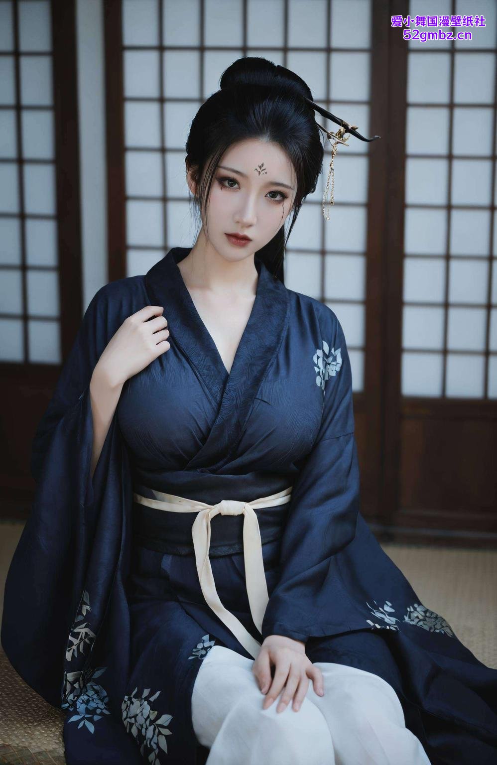 对眼睛好温柔哦！【描述】黑神话悟空挥舞金箍棒【解说】看看这款超精细的壁纸